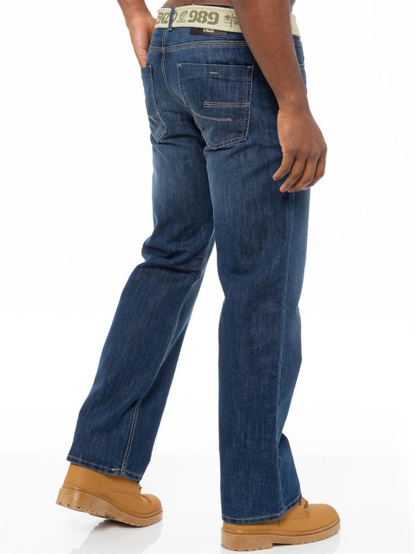 Capture the season’s most relaxed trend with straight fit men’s regular jeans crafted in cotton blend denim. This easy to wear designer style is cut the same width from the thigh through to the ankle and will suit almost every body shape. The multi-pocketed design is detailed with Enzo jeans branded metal buttons and studs; these men’s designer jeans come complete with an Enzo jeans belt to finish the look.