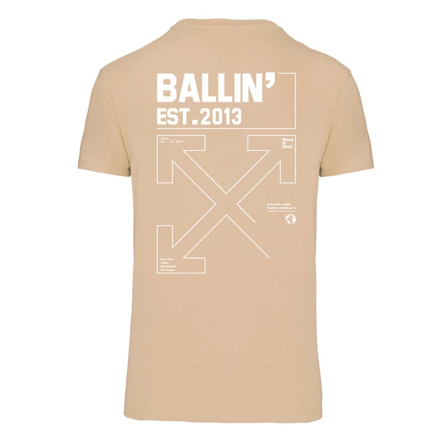 Camiseta de hombre de la marca Ballin Est. 2013. Estas camisetas de Ballin Est. 2013 están hechas de 100% algodón orgánico, y cuentan con Backprint Cross. Se trata de un corte ligeramente más estrecho. El suave algodón proporciona una gran comodidad.  Marca: Ballin Est. 2013Nombre del modelo: Backprint Cross ShirtCategoría: camiseta de hombreMateriales: algodón orgánicoColor: beige