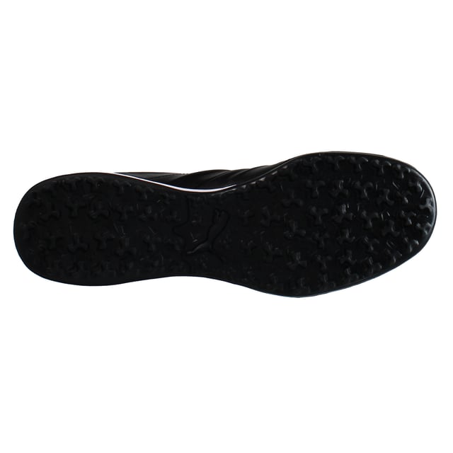 For turf training sessions, these are the boots you need. Featuring the all-new KINGForm technology, they have a rib structure that fuses to the super soft K-Leather in key contact areas. The result of that? Increased touch and responsiveness. Exactly what you need. What's more, you get great support in the heel, a mesh tongue for a comfy fit and a look that's sure to turn heads. 

DETAILS 
Low boot 
Super soft premium K-leather upper for sensational feeling 
KINGForm technology in key contact areas to increase touch and responsiveness 
Low-profile multi-studded rubber outsole 
TT: Turf Training 
Mesh tongue for comfortable fit 
Integrated heel counter for premium support and lock-down