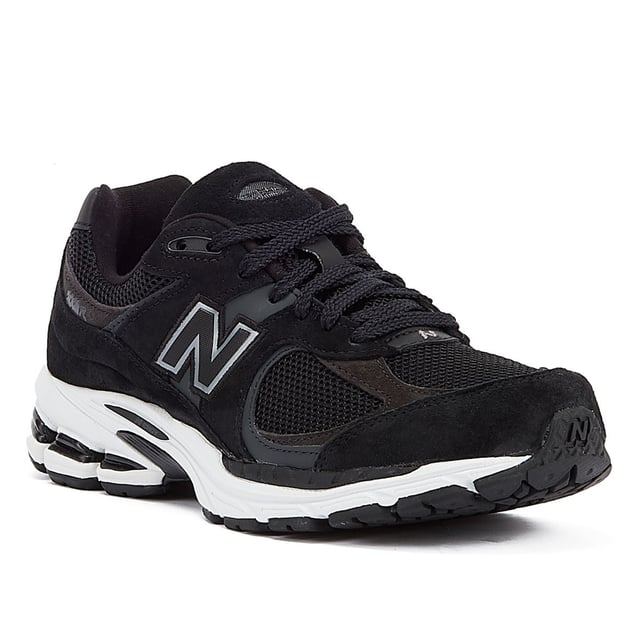 These premium sneakers,are crafted from a blend of luxurious suede and breathable mesh. The ABZORB SBS heel cushioning ensures superior shock absorption, while the stability Web outsole technology provides added arch support for an unparalleled walking or running experience.