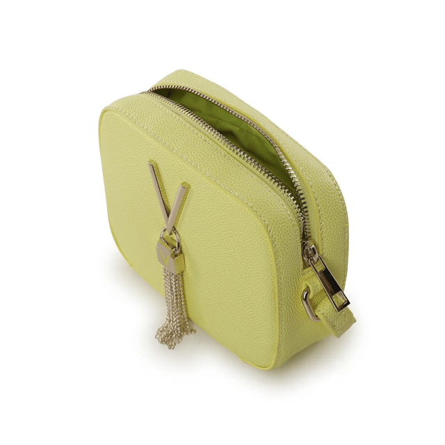 Discover essential elegance with Valentino's latest addition: a shoulder bag perfect for adding style to every moment of yours, from a stroll to brunch with friends. A chic design with softly rounded corners and a practical top zipper ensures a secure closure, keeping contents always within reach. Think of the convenience of an adjustable strap that fits you, long or completely detachable to transform it into an elegant clutch. A tassel that sways with your step adds that extra touch. And for your little treasures? The internal lining will safeguard every precious item. With this Valentino bag, you're ready to face the day with style and elegance! Size 13 x 17 x 3 cm