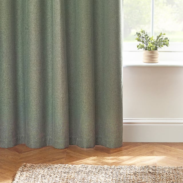 In modern fresh tones, the Dawn blackout eyelet curtains provide both functionality and effectiveness for your home. The soft-textured, temperature regulating marl effect fabric not only keeps out the light, but also ensures your home is cool in summer and warm in winter.