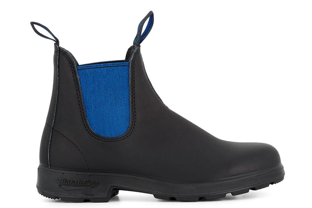A staple of Blundstone design, these classic Blundstone 515 boots offer all the features and comforts that are synonymous with the Blundstone brand, now in new colourways so you can find your perfect pair of Chelsea boots. The iconic Blundstone 515 boots are built to last, combining legendary comfort with outstanding durability in a timeless design. Crafted from premium black leather, with a contrasting rich blue elastic panel for a splash of colour, these authentic leather Chelsea boots boast style and effortlessly complement any outfit. However, these leather boots remain Blundstone boots at heart, excelling in comfort and practicality with Blundstone's famous comfort technology at the core of these boots. Lightweight with removable footbeds, these are the perfect boots for all-day comfort. Wherever life takes you, make sure you look your best with these Blundstone 515 leather Chelsea boots.  Premium black water-resistant leather uppers Vibrant blue elasticated sides and iconic pull tags for easy slip-on Highly durable TPU outsole ensures outstanding durability Blundstone SPS Max Comfort system for superb comfort Lightweight and comfortable Removable footbed