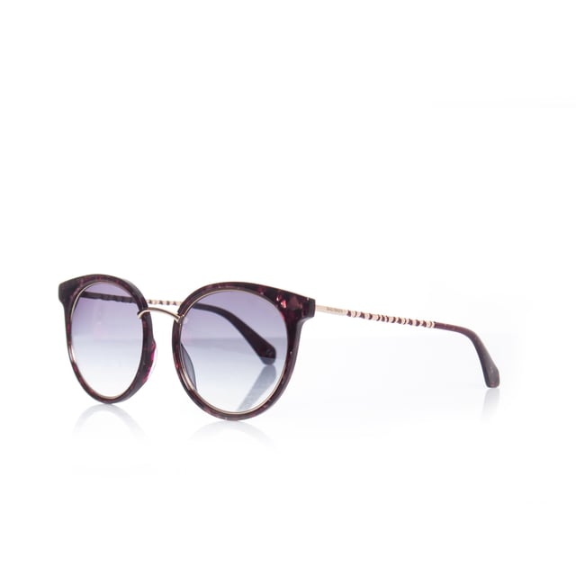 VINTAGE, RRP AS NEW
Balmain, Oversized Red Sunglasses. This item is in very good condition and comes with box and dust cover.
 • CONDITION: very good condition

• MEASUREMENTS: height lens 5.5 cm, width lens 6 cm, width frame 14.5 cm

• FABRIC: plastic

• COLOUR: red