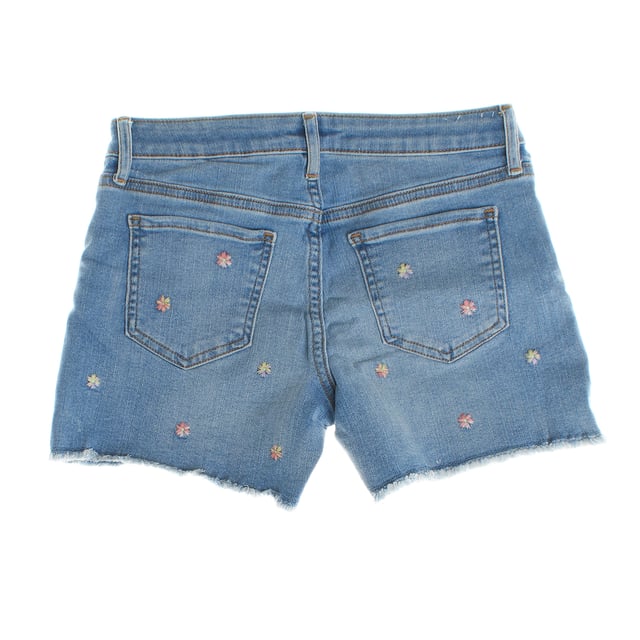 Midi-style shorts made from stretch denim, offering comfort and freedom of movement.

 Features a button front closure (in sizes 4-8, includes a hook and bar under a faux snap for easy dressing) and a zipper fly.

 Its classic five-pocket design is complemented by a frayed hem for a casual touch.

 The medium denim wash is embellished with delicate floral embroidery throughout, adding a fresh, feminine style.
 Composition: 77% Cotton, 21% Polyester, 2% Elastane
 Care:
- Machine wash cold.
 - Use similar colors in the wash.
 - Avoid the use of bleaches.
 - Dry at low temperature in the dryer.
 - Iron at low temperature.
 - Do not dry clean.