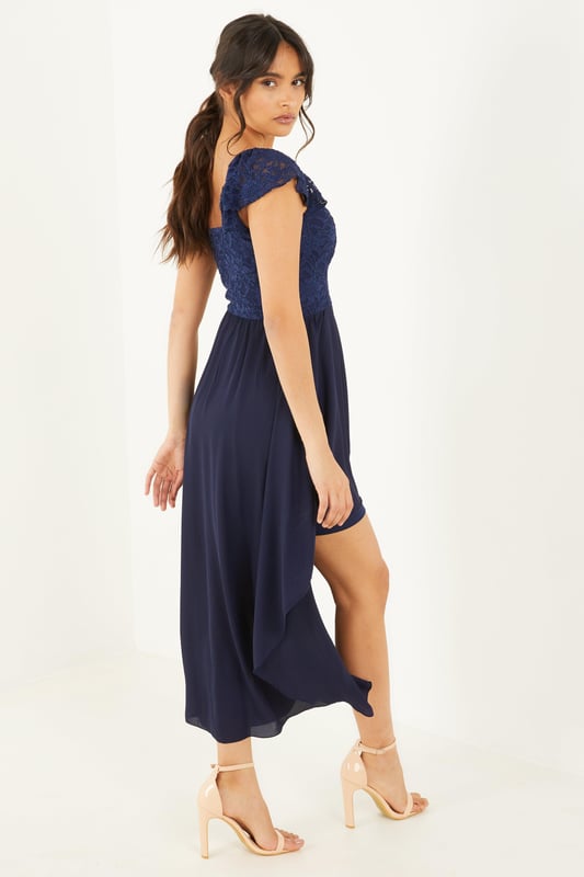 - Glitter finish  - Lace bodice  - Dip hem  - Sweetheart neckline  - Cap Sleeve  - Length: 125cm approx  - Model height: 5' 8"  - Model wears UK 8 / EUR 36 / US 4