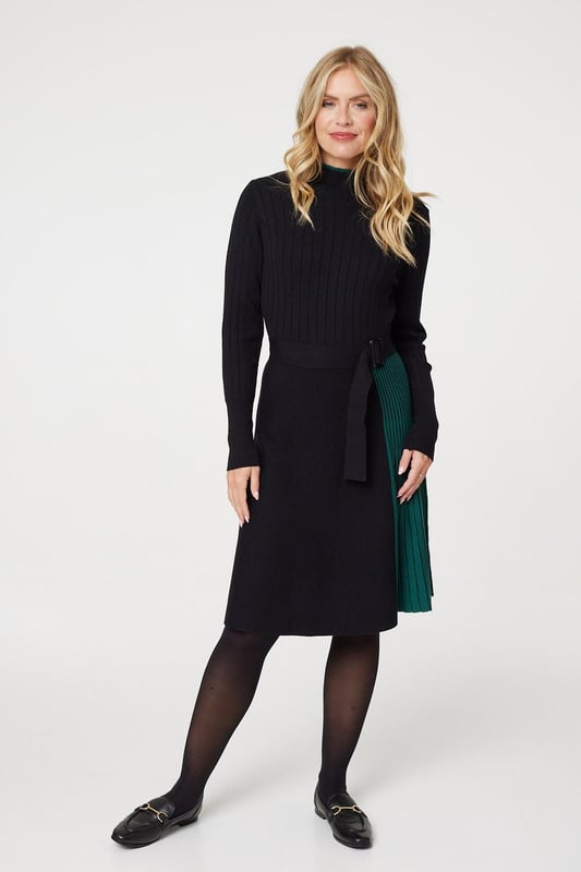 Add a figure flattering knit dress to your closet with this colour block knit dress. With a high round neck, long sleeves, a pleated mid skirt and a belt. Pair with tights and loafers for a chic daytime office outfit or elevate with heels for a smart dinner.