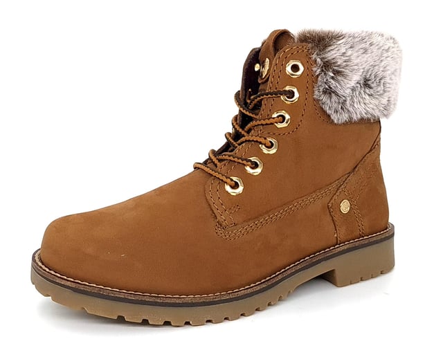 By Wrangler, these super cute Alaska women's ankle boots showcase a leather upper They feature lace up fastening to ensure both a comfortable and secure fit for all. The boots also feature an almond toe front which provides plenty of room around the toe. Their gorgeous grey faux fur trim is sure to keep your feet feeling toasty, warm and cosy this autumn/winter. Pair with skirts, tights, jeans, jumpers and much more!