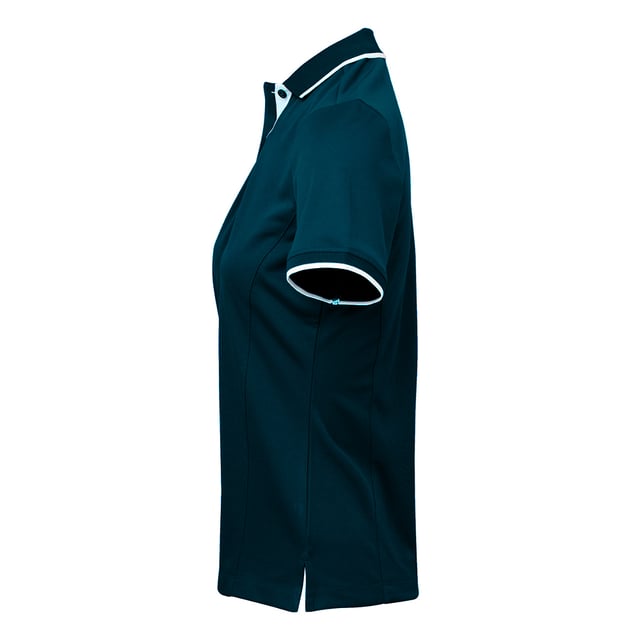100% Polyester. Stof: Pique. Ontwerp: Contrasterende details. Bevestiging: Trek aan de achterkant. Manchet: Geribd, Getipt. Halslijn: Geribd, Gestippelde kraag, Omgeslagen kraag. Mouwtype: Korte mouwen. Stoftechnologie: Vochttransport. Placket met 3 knopen, Darts achter, Darts buste, Contrasterende nekband, Onderhoudsvriendelijk, Binnenste Placket, Zelfkleurige knopen, Zijpanelen, Zijsplitten. 155gsm. Duurzaamheid: REACH, Sedex, WRAP gecertificeerd.