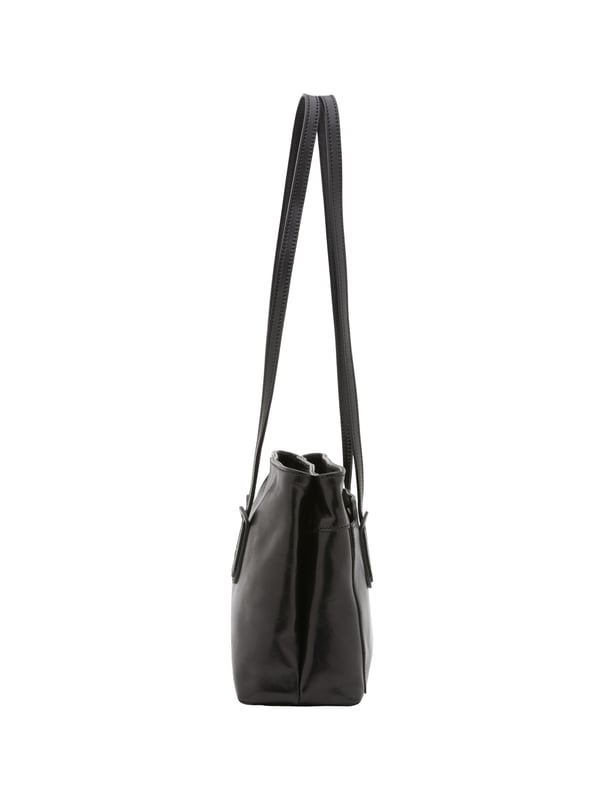Bolso bandolera para mujer. El cierre es con cremallera. Los bolsillos internos son uno con cremallera. Los bolsillos externos son un frente abierto. Falta la correa para el hombro. El mango es de piel. Hay dos compartimentos internos. El material exterior es auténtica piel de vacuno. Internamente está forrado en algodón. Medidas: 23x30x12 cm. Hecho en Italia
