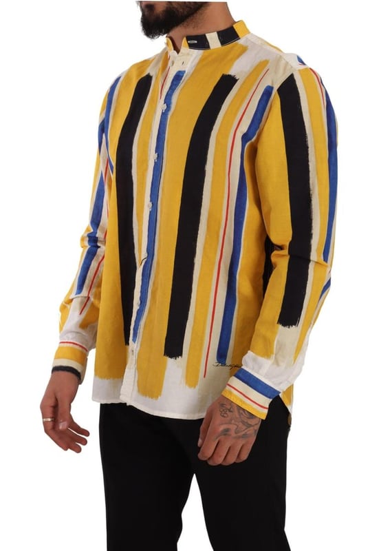 Modelo: Camisa Henley de manga larga con cuello  
Material: 58% lino 42% algodón  
Ajuste: Corte regular  
Color: Rayas amarillas  
Cierre frontal completo con botones  
Detalles del logo  
Hecho en Italia  