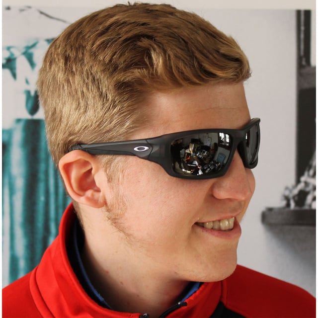 Oakley on sale sunglasses iridium