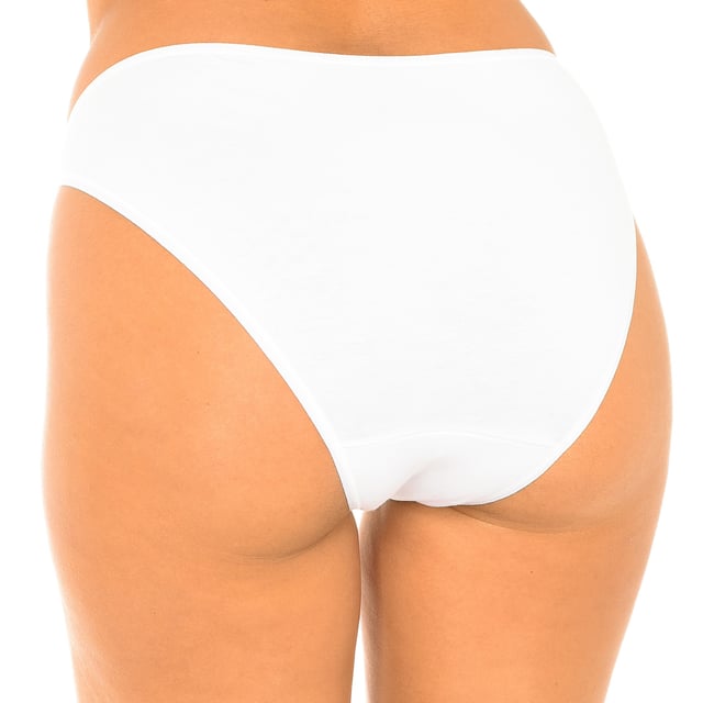 Pack-2 Perfect Comfort panties Playtex.
 Made of elastic cotton.
 Elastic waistband.
 It adapts perfectly to shapes thanks to its perfect cut.
 Inner lining.
 Seams seen in tone
 Composition: 95% Cotton, 5% Elastane
 Care:
Wash at a maximum temperature of 30º.
 - Do not use bleach.
 - Do not use dryer.