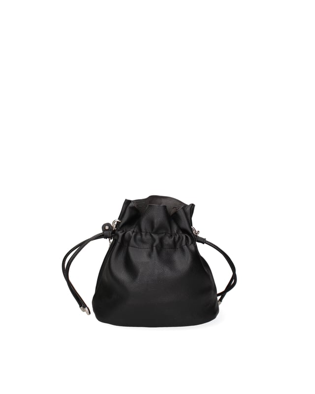 Bolso tipo bombonera para mujer. El cierre es con cremallera. Los bolsillos internos son uno con cremallera y otro abierto. Los bolsillos externos están ausentes. La correa para el hombro es ajustable y extraíble. El mango es de cadena. Hay un compartimento interno. El material exterior es PVC. Internamente está forrado en poliéster. Medidas: 22x24x12 cm. Producto de moda
