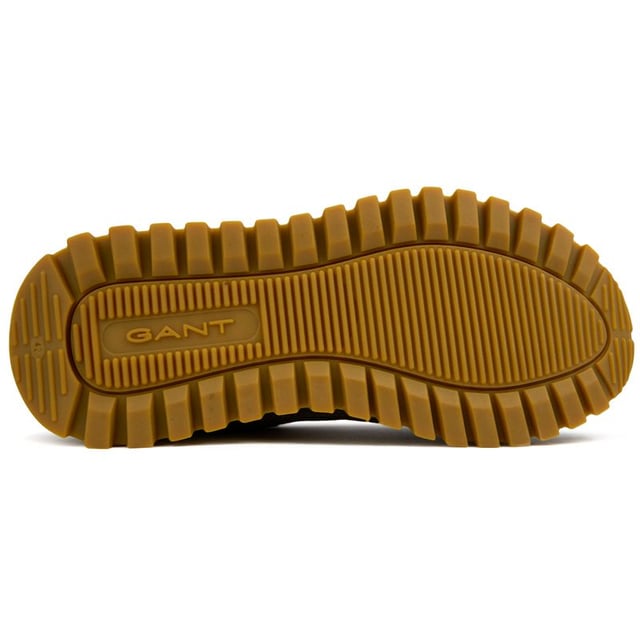 With A Vintage Vibe, The Gant Lucamm Running-style Trainers Are A Stylish Nod To The 80' Retro Trainer Style. Crafted From Soft Suede And Nylon Uppers, These Trainers Offer A Premium Look And Feel. The Cotton Twill Lining Provides Cushioned Comfort As You Move, While The Branding Adds A Timeless Flair. Whether You're Headed To The Gym Or Out On The Town, The Lucamm Trainers Bring Durable Style To Every Step.