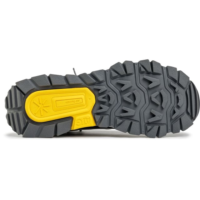 Recorre los senderos o explora la naturaleza de tu zona con las zapatillas Tropicfeel At X, confeccionadas con poliéster reciclado y suelas de goma duraderas de 3,5 cm. Estas zapatillas para correr resistentes al agua y de secado rápido, con tecnología sin olores, cuentan con un sistema de cordones Sprint y plantillas extraíbles para mayor comodidad. Perfectas para los aventureros con conciencia ecológica, son veganas y encarnan tanto el estilo como el compromiso con la sostenibilidad.