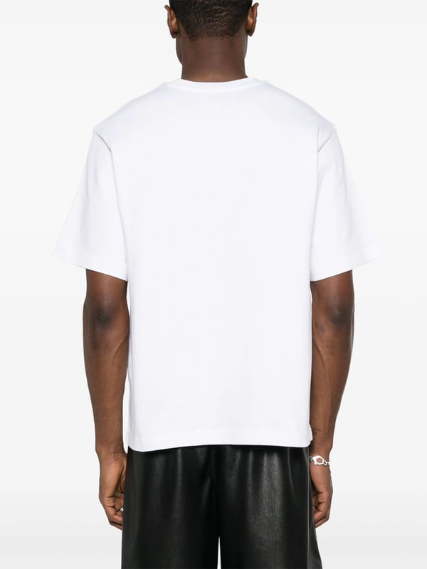 The L'Arc Coloré t-shirt is a short-sleeve design featuring the arch print in a pastel gradient colourway. Crafted from organic cotton, complete with a classic ribbed crew neck and designed for a relaxed fit.