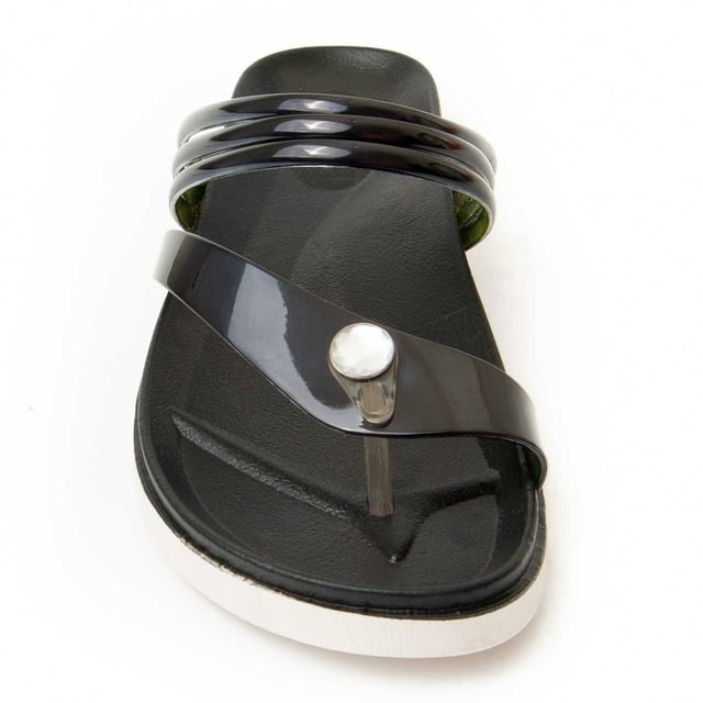 Casual sandaal voor dames. Comfortabele pasvorm. Versterkte stiksels. Gemaakt met materialen van andere merken voor ons merk.