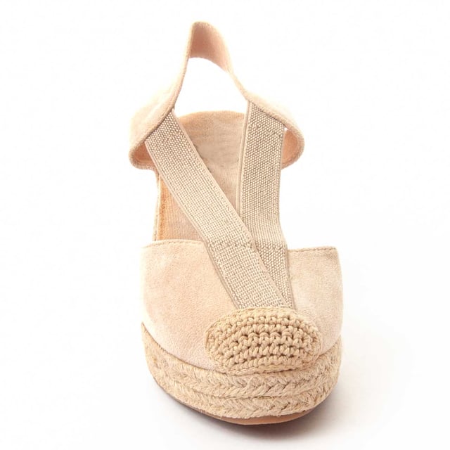 Esparto-Grass Wedge für Damen. Bequemer Sitz. Gepolsterte Einlegesohle. Rutschfeste Sohle. Verstärkte Nähte. Von anderen Marken für unsere Marke hergestellt. Ungefährer Maß: 8 cm Keil und 2 cm Plateau.