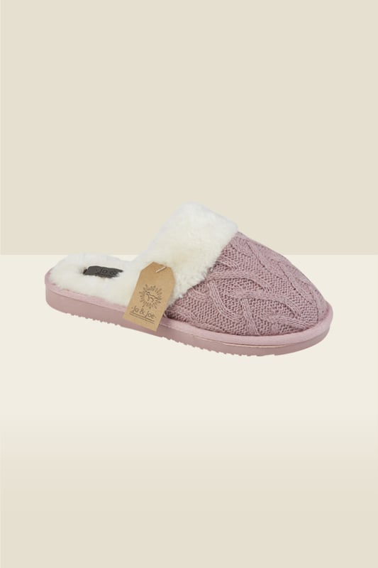 Ugg cozy cable slippers top