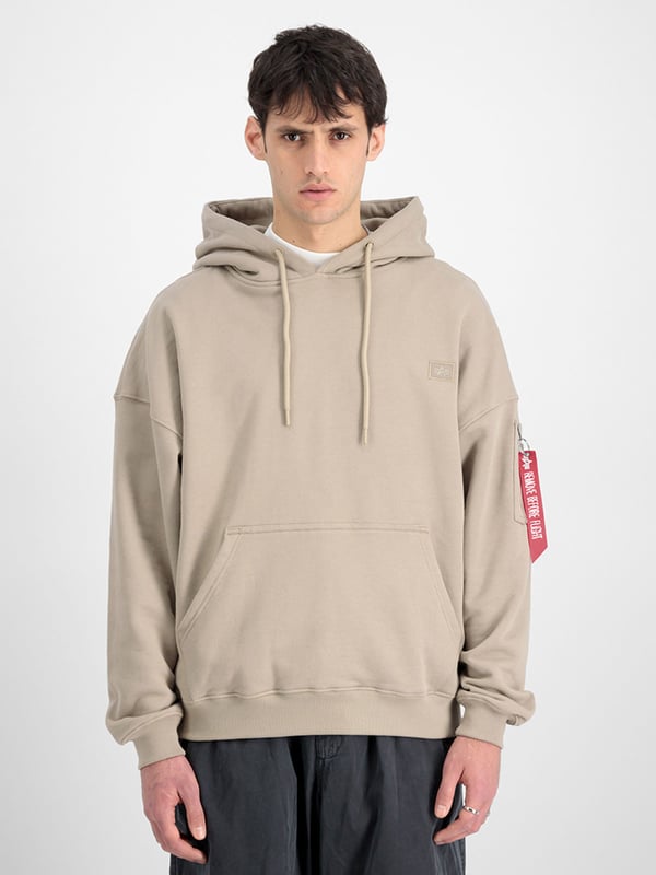 Alpha Industries Essentials RL Hoody. Kangaroo pocket. Utility Pocket with RBF Tag. Woven 3D Alpha logo rubber label