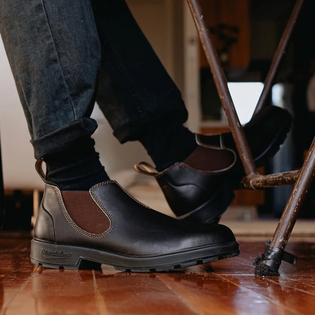 Building on the infallible Blundstone original series, the Blundstone 2038 offers the same great styling, comfort and practicality you can expect from the Blundstone original series in a new, iconic low cut design. Crafted with premium leather uppers in the brown colour, the Blundstone 2038s maintain outstanding water resistance in a new and fresh design. With the special comfort cuff, these Blundstone are just as comfortable as its bigger brothers, and the ergonomically engineered toe spring combined with XRD® Technology in the heel further reduces wearer fatigue while increasing comfort. Additional leather heel protection and the durable TPU outsole ensure that this low-cut boot will last you many seasons to come. A versatile and stylish shoe, the Blundstone 2038 is a versatile shoe for those that want to look stylish on the go.  2.5mm thick premium black leather uppers Black elasticated sides and iconic pull tags for easy slip-on Padded collar for outstanding comfort Highly durable TPU outsole Cushioned midsole for all-day comfort Blundstone SPS Max Comfort system for superb shock absorption Removable footbed Lightweight for all-day everyday comfort