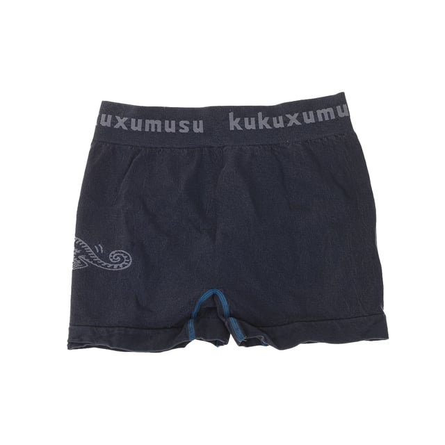 Boxer Kukuxumusu.
 Illustrations of the brand as decoration on the boxer briefs.
 It is a thin, elastic, soft, comfortable and fun boxer! An option to dress inside with a touch of good humor and infect yourself with it all day. The fabric adapts very well to the body so that when you wear it you don't even notice it. The rubber bands and thread with which it is made are ultra soft.
 Elastic waistband with the brand name printed consecutively.
 Matching seams.
 Composition: 85% Cotton, 9% Polyamide, 6% Elastane
 Care:
Care:
 - Machine wash maximum 30ºC.
 - Do not use bleach.
 - Iron at low temperature.
 - Do not use dryer.
 - Do not dry clean.