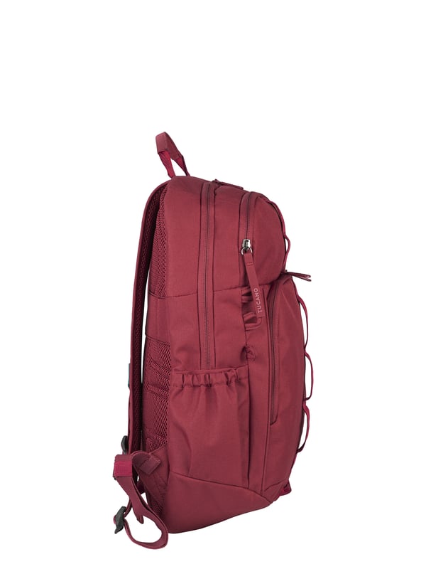 Unisex-Rucksack mit Reißverschluss. zwei offene Innentaschen. Zwei Frontreißverschlüsse und zwei offene Seitenreißverschlüsse. Außentaschen. fehlender Schultergurt.  Griff aus recyceltem Polyethylenterephthalat. ein Innenfach.  externes Material.  Innenraum aus recyceltem Polyethylenterephthalat. Maße: 28,5x45,5x13,5 cm. Modeprodukt