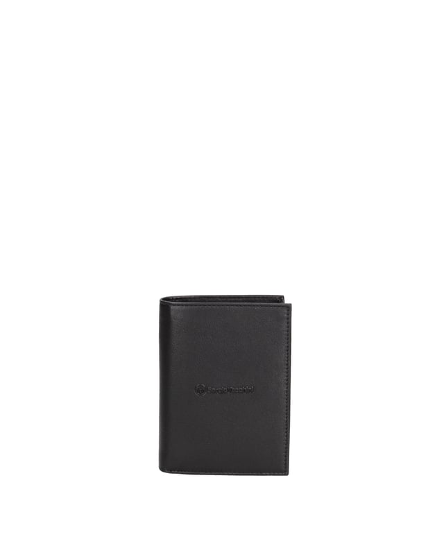Cartera de hombre. El cierre está ausente. Los bolsillos internos son tarjeteros. Los bolsillos externos están ausentes. Falta la correa para el hombro. Falta el mango. Hay un compartimento interno. El material exterior es 100% Piel Auténtica. Internamente no está forrado. Medidas: 9x12,5x2 cm. Producto de moda