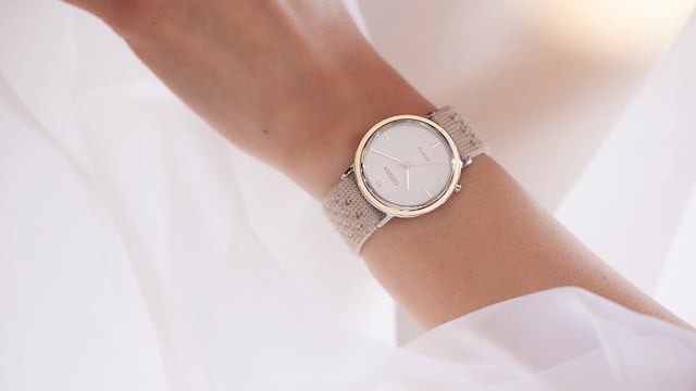 Citizen L Ambiluna Collection Women s Beige Watch EM1006 40A