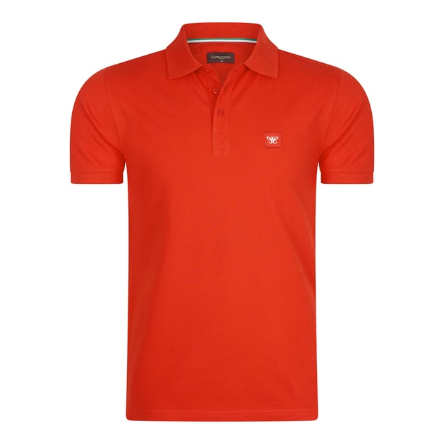 Heren polo van het merk Cappuccino Italia. De polo's van Cappuccino Italia zijn gemaakt van katoen en polyester, en hebben een normale pasvorm. Het zachte katoen zorgt voor een heerlijk draagcomfort.  Merk: Cappuccino ItaliaModelnaam: Polo Plain PiqueCategorie: heren poloMaterialen: katoen en polyesterKleur: rood