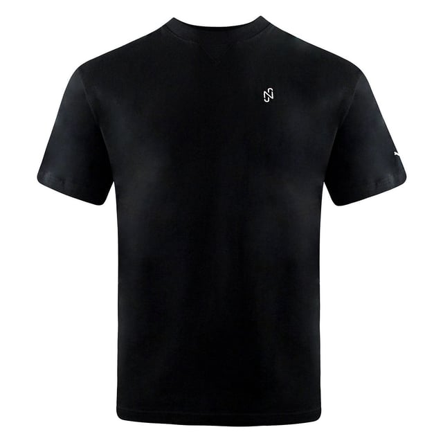 Neymar Jr. es conocido por su estilo llamativo, ya sea dentro o fuera de la cancha. Esta camiseta está inspirada en el estilo y la creatividad de la superestrella brasileña. El diseño se completa con una impresión trasera.