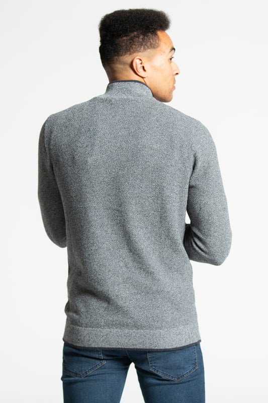 This 1/4 zip neck jumper from Kensington Eastside is the perfect staple for your winter wardrobe. This jumper features a honeycomb knit, and ribbed elasticated neck, cuffs, and hem. This jumper is made from cotton blend fabrics, ensuring comfortability and warmth.