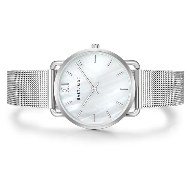 Are you a woman who is interested in the beautiful things in life? Wonderful! Then you will guarantee this stylish wristwatch with a pearl dial from Eastside. The high -quality processed watch convinces with its clear look, which makes it reliable companion in the turbulent everyday life. But even after work, you make a top figure with this watch on the wrist. In the heart of the timepiece, a quartz clock is beaten by second. Regardless of where you are traveling in the city: On the optimally structured dial with lineindicies, you can read the exact time and no longer miss an important meeting with colleagues or friends.