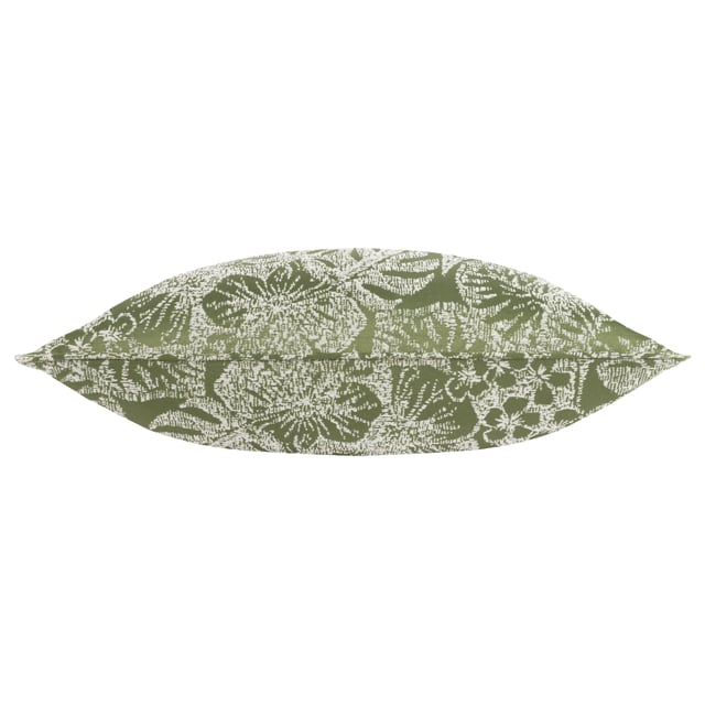 Inspired by the British countryside, these enchanting designs from Wylder Nature shine a fresh and contemporary light on scenes from our precious natural world. The Bali cushion features a botanical leaf design woven on opulent jacquard fabric and is available in a range of rich jewel tones. Complete with a reversible design and a complementing piped edge, this sophisticated design will certainly be a conversational piece with all who see it.