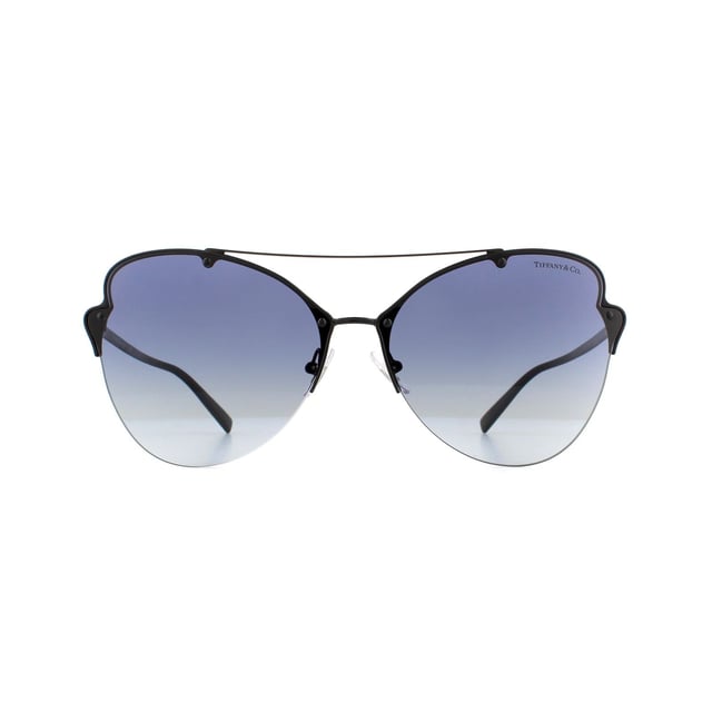 Las gafas de sol Tiffany 3063 60074L Negro Azul Degradado son un precioso modelo ojo de gato de la colección Paper Flowers de Tiffany. La montura metálica tiene forma de flor de papel con patillas planas con grabados de Tiffany & Co y las T de Tiffany adornan las puntas de las patillas. Un fino puente doble ofrece un acabado vanguardista a este estilo femenino sin esfuerzo.