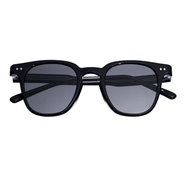 Marco TR90 de alta calidad; TR90 está fabricado con tecnología suiza para ser lentes polarizadas TAC multicapa súper flexibles, duraderas y livianas; Elimina el 100% de la luz azul dañina y el resplandor UVA/UVB; Patillas de acetato ligero; Bisagras estándar de acero inoxidable; Resistente a rayones e impactos