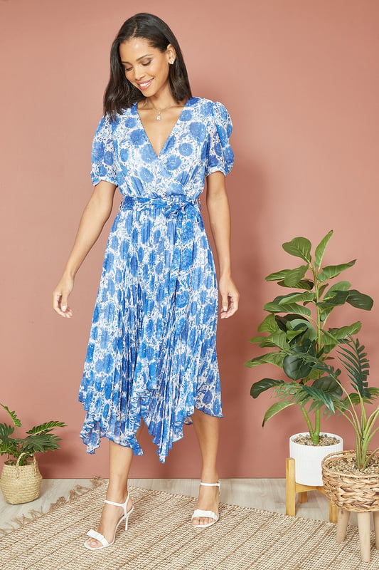 Yumi Blue Floral Pleated Midi Dress With Puff Sleeves