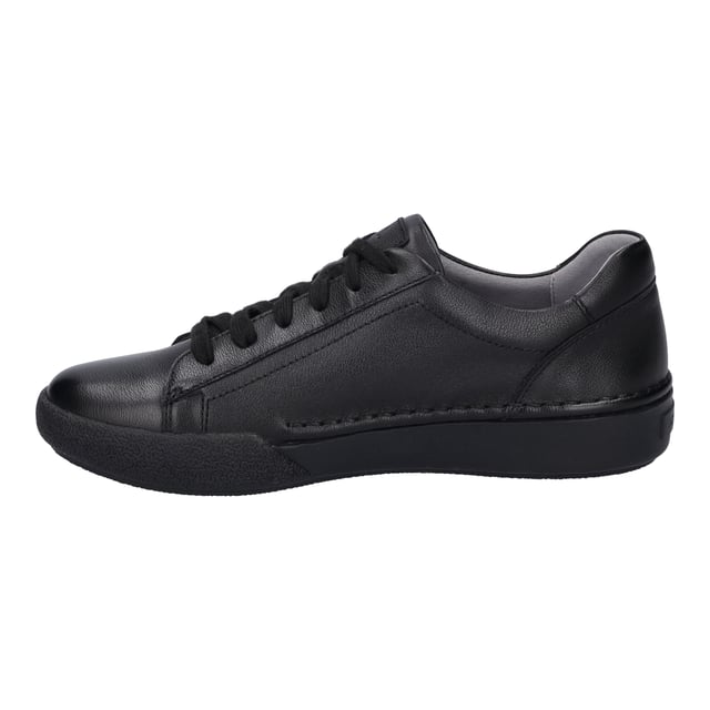 Mit dem Claire 01 präsentiert JOSEF SEIBEL einen Sneaker, der Eleganz und Bequemlichkeit in einem bietet. Gefertigt aus hochwertigem Nappa-Kalbsleder in schlichtem black-black, vereint dieser Damenschuh modernen Komfort mit Perfektion in Passform und Funktion. Dank der herausnehmbaren Innensohle ist er auch für individuelle orthopädische Fußbetten geeignet, was den Tragekomfort zusätzlich erhöht. Die Sohle aus TR und Gummi garantiert Rutschfestigkeit und Strapazierfähigkeit, ideal für den Alltag. Die Strobel-Machart, eine traditionelle Verbindungsart, fördert die Stabilität und macht den Schuh langlebig. Ob für Freizeitaktivitäten oder als Teil des Streetwear-Outfits im Frühling und Herbst, der Claire 01 ist ein vielseitiger Begleiter. JOSEF SEIBEL setzt auf Slow Fashion, um einen nachhaltigen Fußabdruck zu hinterlassen. Ein Schuh, der nicht nur durch seine Optik, sondern auch durch seine durchdachte Fertigung überzeugt.