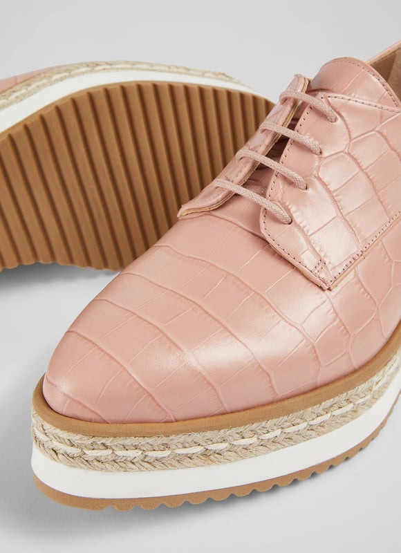 Blush lace sales up flats