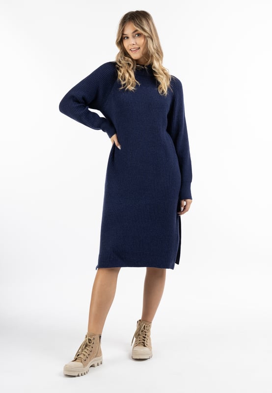 geen voering/geen voering, geen vulling  Met de gebreide jurk van DreiMaster Vintage kun je rekenen op volledig comfort. Dankzij het zachte ribbreisel met viscosegehalte, het kleine opstaande kraagje en de comfortabele lengte van de jurk ben je optimaal voorbereid op koudere dagen. De lange zijsplitten zorgen voor extra charme en beenruimte. Gecombineerd met laarzen of lange laarzen creëer je in een handomdraai een casual, relaxte winterlook.  Gebreide midi-jurk met lange mouwen
