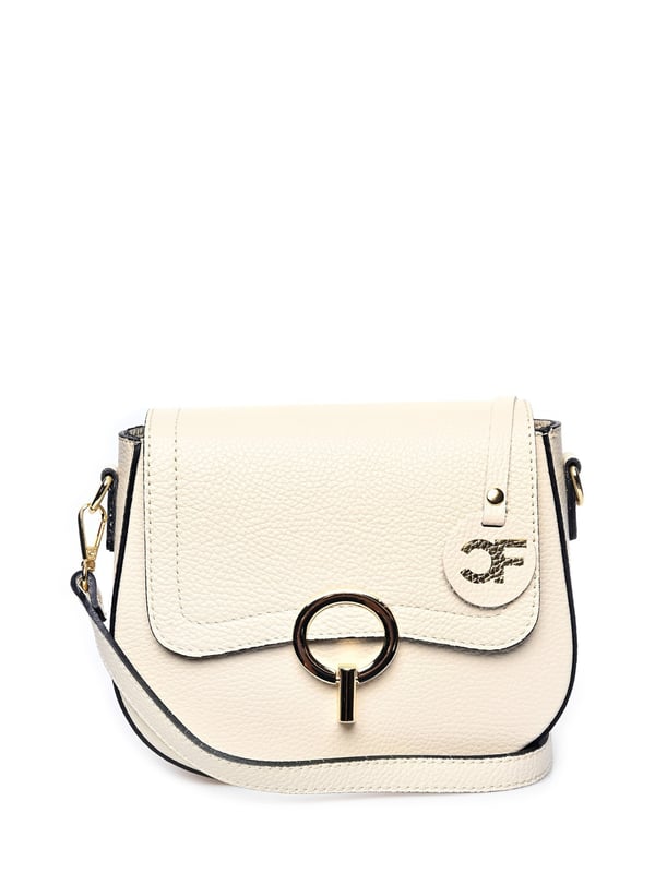 Crossbody Bag
100% leather
Top flap closure with clasp
Internal top zip closure
Inner zip pocket
Bag will be provided in either washight or dark denim
Dimensions: 19x22.5x7.5 cm
Shoulder strap: 110cm