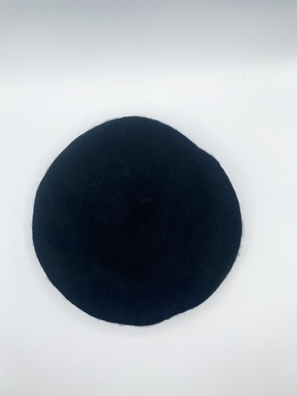One Size

Colour: Black
Main: 100% Polyester
SKU: HW1007002