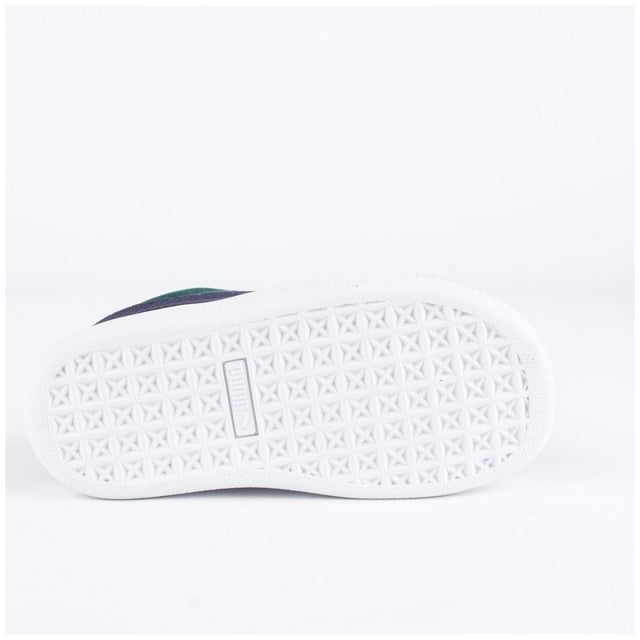 Basket Puma Classic DNM Jungen Grün Wildleder. Authentischer Schuh der Marke Puma - Streetwear/Sportswear Design von Puma - Puma für modebewusste Jungen, perfekt für den Alltag - Der grüne Puma Sneaker lässt sich hervorragend mit dem Rest deiner Garderobe kombinieren - Bequemes Wildledermaterial - Klassische Schnürsenkel - Classic DNM - Textil.
