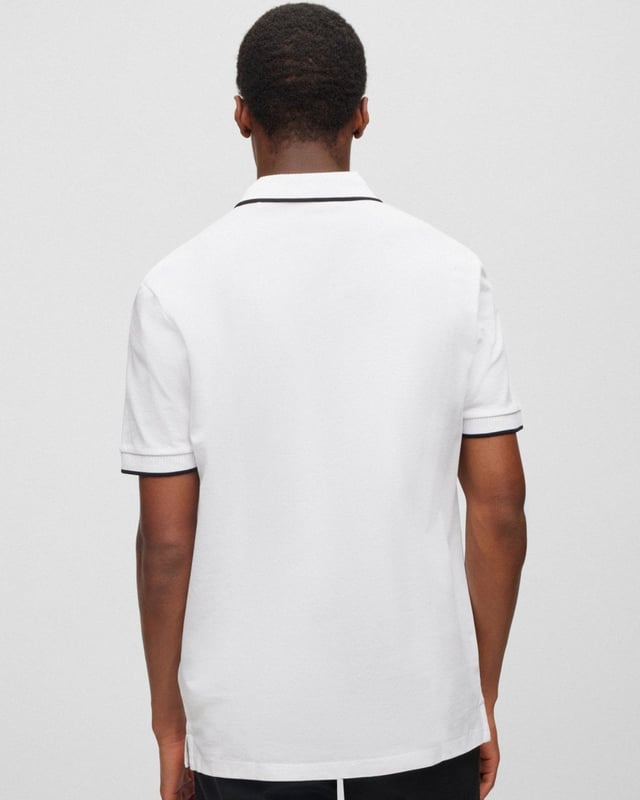 A slim-fitting polo shirt in piqué fabric with a branded patch and sporty tipping by HUGO Menswear.
Slim fitPolo collarShort sleevesRibbed cuffs
100% Cotton, Collar: 99% Cotton, 1% Elastane
50490775
 
