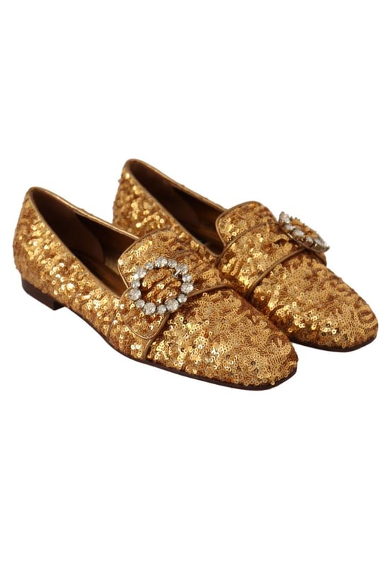 Marca: Dolce & Gabbana.
  Condicion: Nuevo con etiquetas.
  Estilo: Mocasines planos.
  Detalle: Gemas de lentejuelas y cristales.
  Puntera: Cuadrada.
  Plantilla: Piel con logo cosido.
  Material: Mordore y paillette.
  Color: Dorado.
  Adorno: Cristal transp.