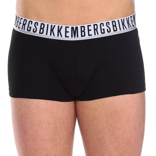 Essential boxer from Bikkembergs.
 Elastic rubber waistband, with the brand's name embroidered on the front.
 Comfortable and breathable fabric.
 Anatomical front, with the ability to hold without squeezing.
 Seams seen in tone.
 Composition: 95% Cotton, 5% Elastane
 Care:
Care:
 -Wash at max temperature. 40ºC.
 -Do not use bleach.
 -Supports dry cleaning.
 -Allows you to use a dryer.
 -Iron at max temperature. 130ºC.