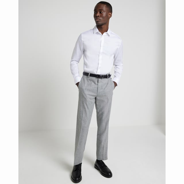 Premium Egyptian cotton, Slim fit, Easy iron finish, Collared, Long sleeve, Cuffed, Button fastening