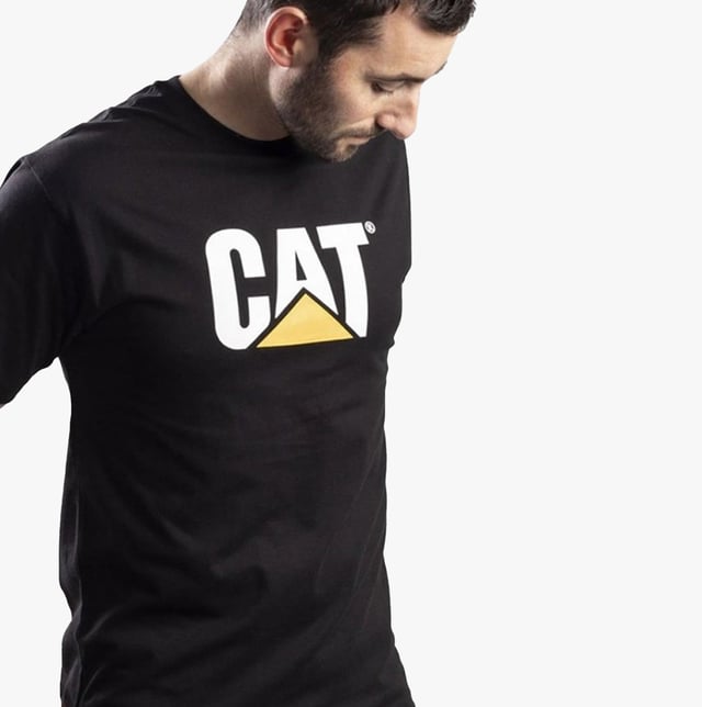 CAT WARENZEICHEN LOGO Herren Baumwoll T-Shirt Schwarz

Verschluss: Pull-On

Eigenschaften: Komfort

Artikelgewicht: 0,25 KG

Einzel- oder Mehrpack?: Einzel

Geschenkverpackung: Nein

Materialzusammensetzung: Baumwolle

Kleidungsmerkmale: CAT-Logo auf der Brust, Rippdetails mit Spandex, etikettenfreier Rücken für Komfort
Produktcode: 25301-42086