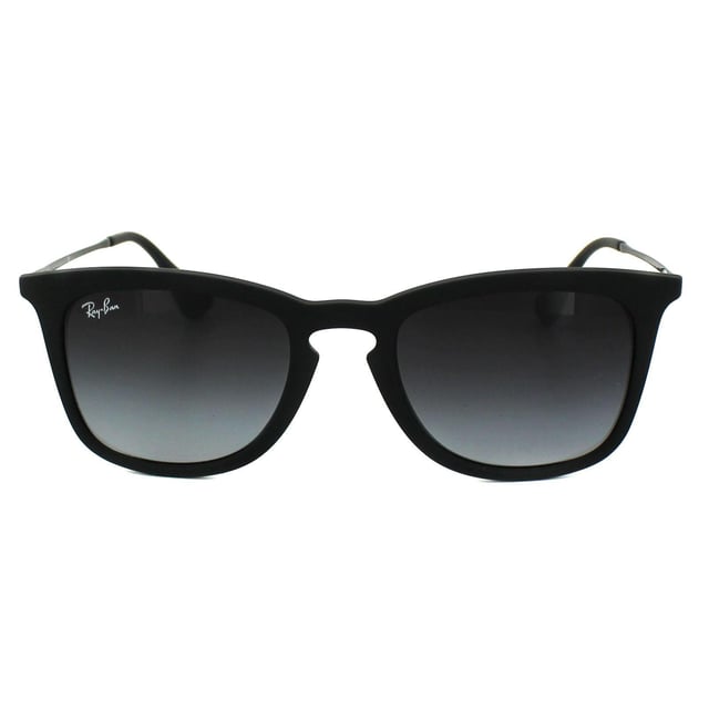 Ray-Ban Zonnebril 4221 622 / 8G Zwart rubberen grijsgradiënt zijn hedendaagse rechthoekige stijlkozijnen die een sleutelgatbrug bevatten en een retro-gevoel combineren met een rubberd materiaal voor een frisse uitstraling.